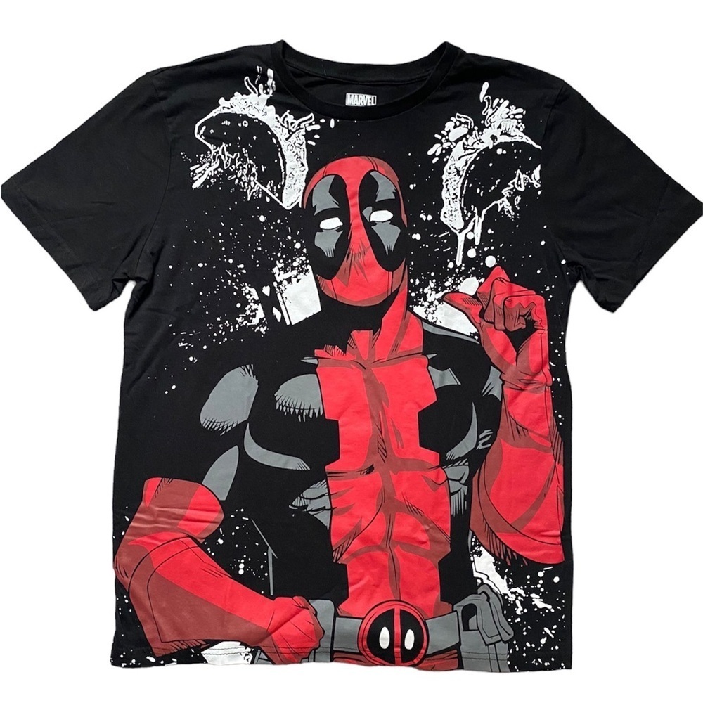 MARVEL DEADPOOL Black Red Graphic T Shirt in Medium